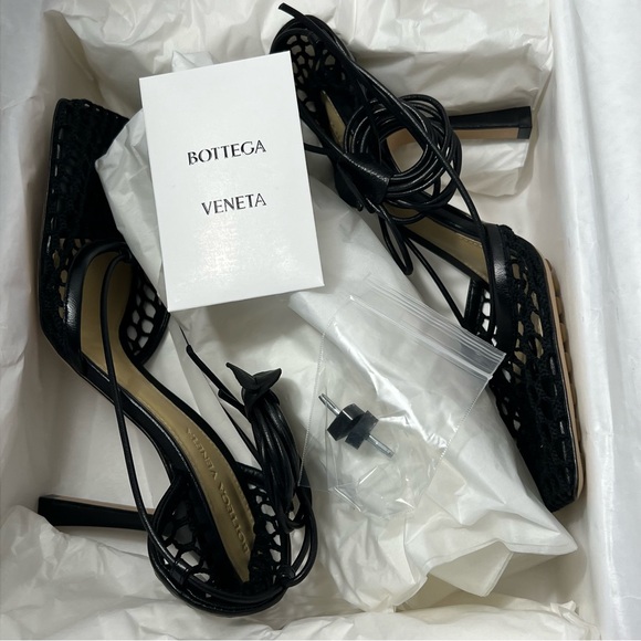 Authentic Bottega Veneta Web heels - Picture 2 of 8